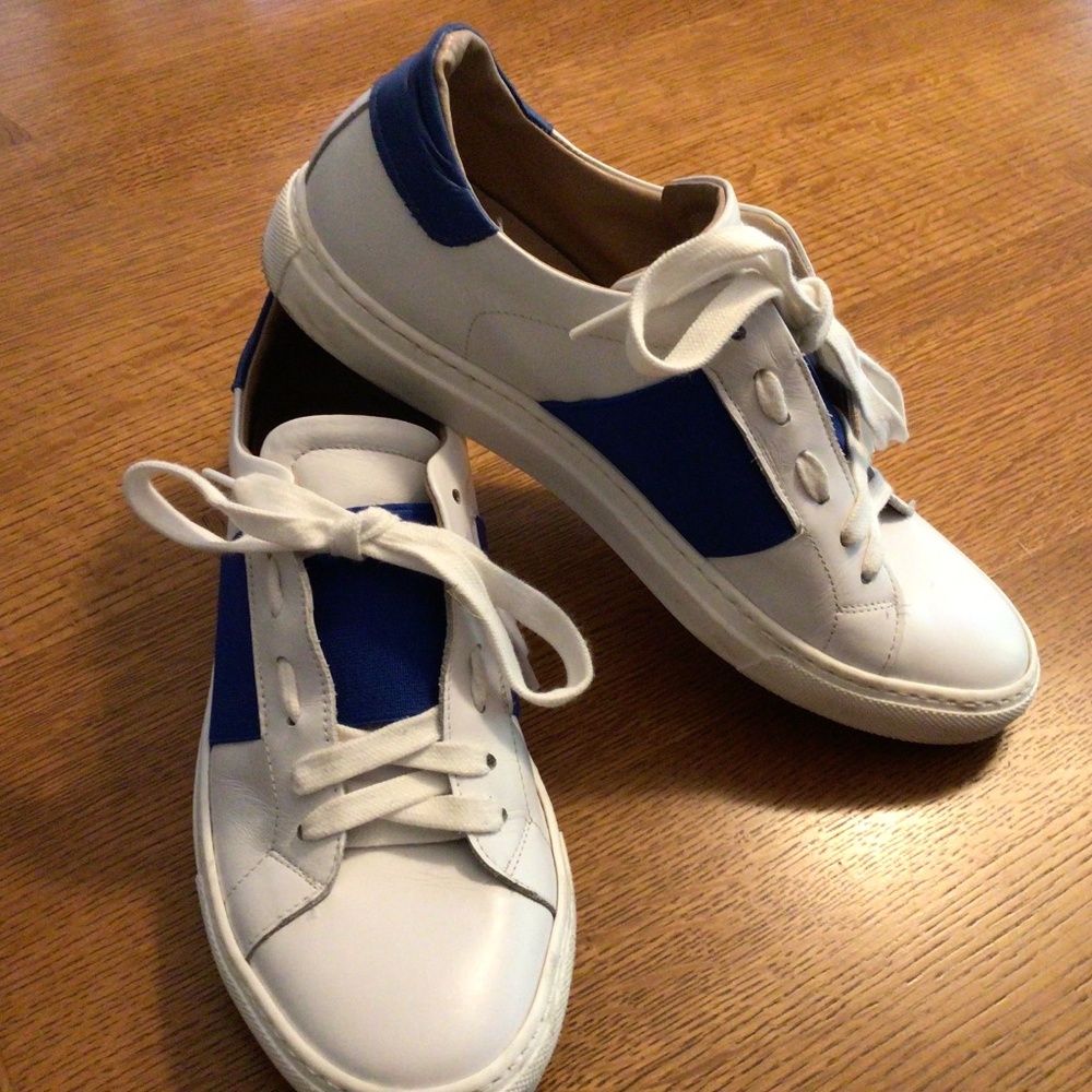 Crown Women's Sneakers in White and Blue